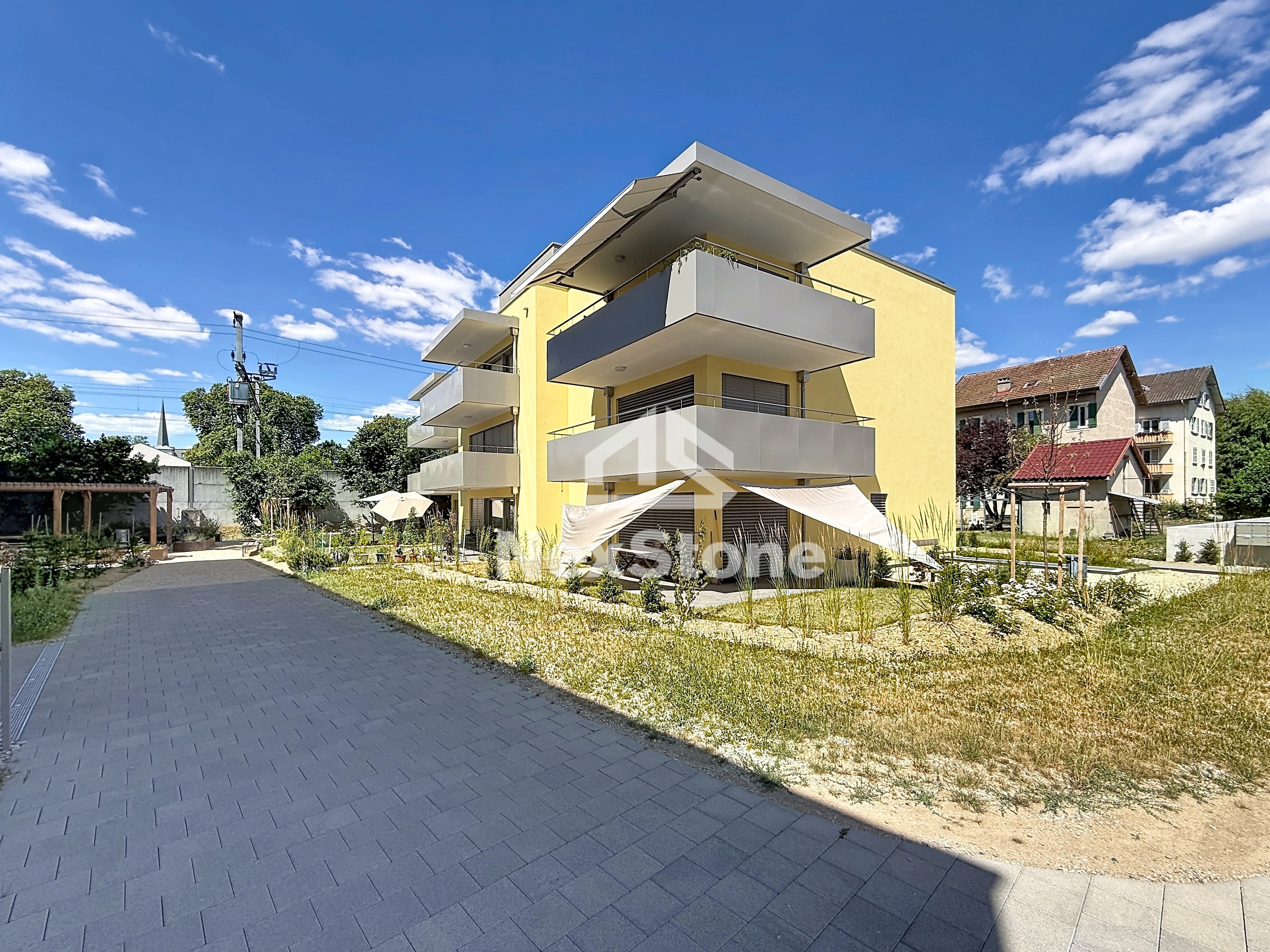 New 2.5-room apartment with 13 m² balcony
