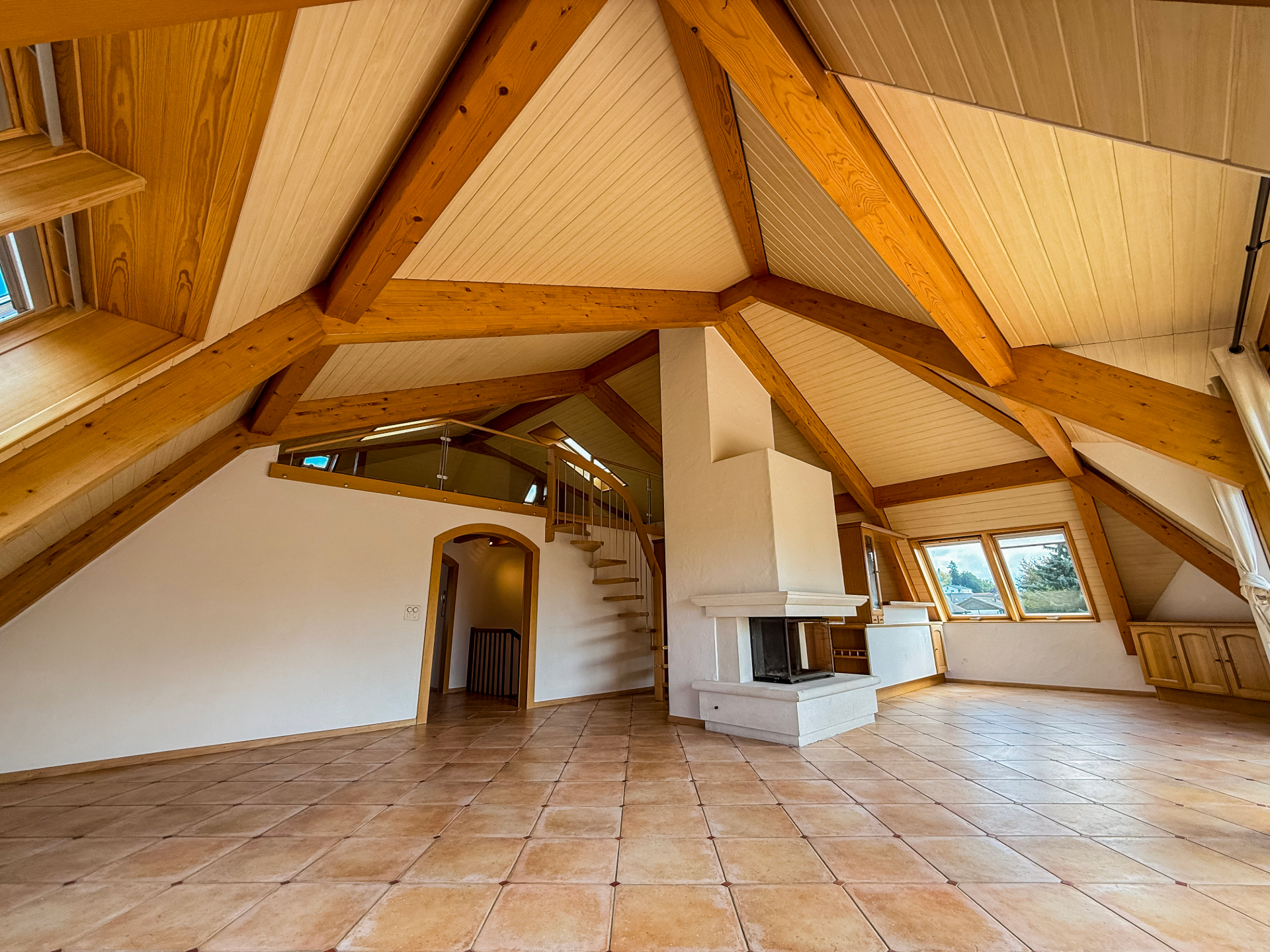 Grand duplex mansardé